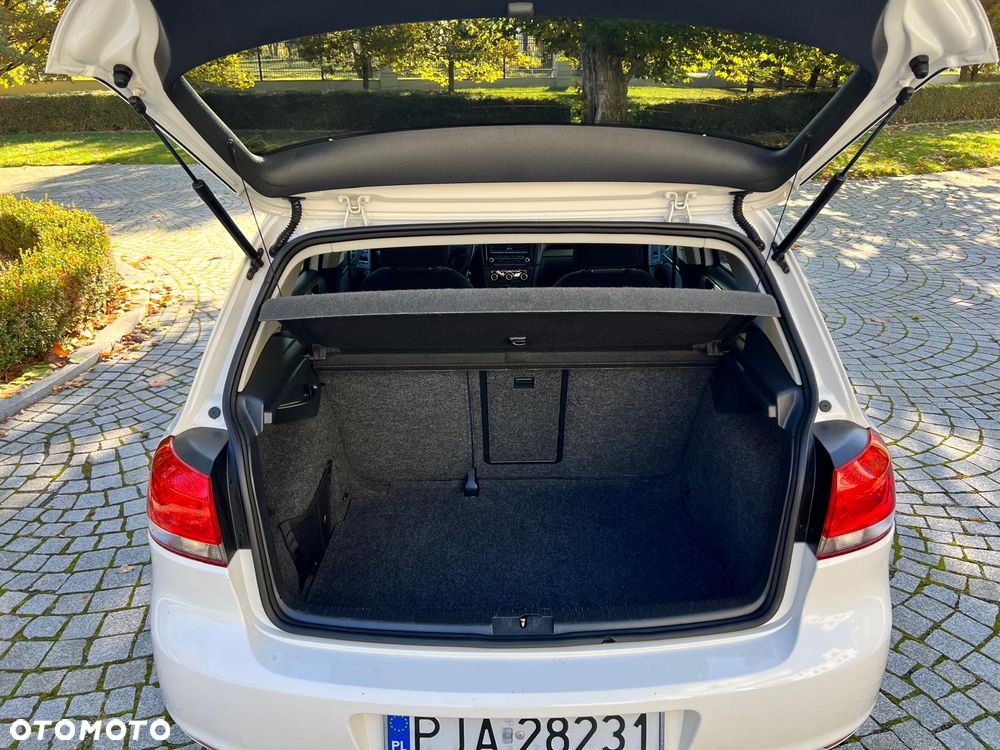 Volkswagen Golf - 9