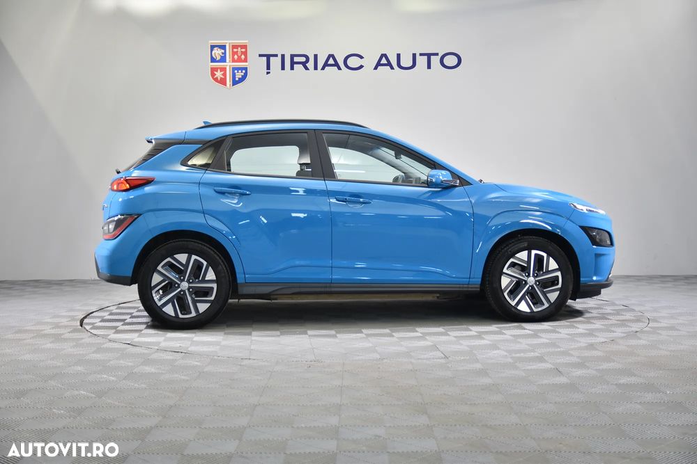 Hyundai KONA - 6