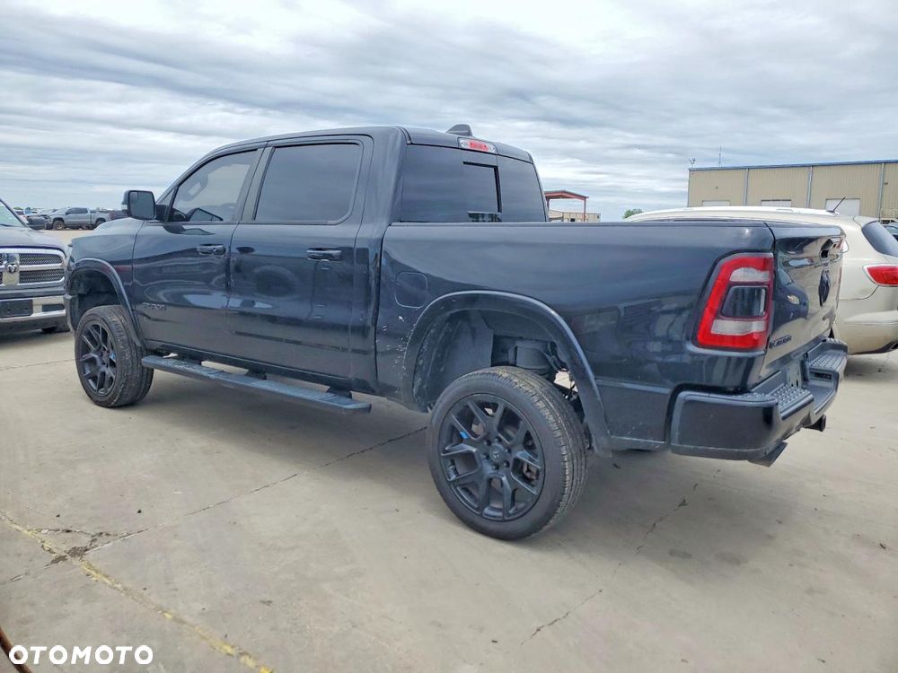 RAM 1500 5.7 Crew Cab Laramie - 2
