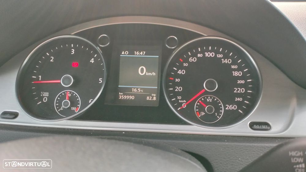 VW Passat Variant 2.0 TDI Highline Navig - 5