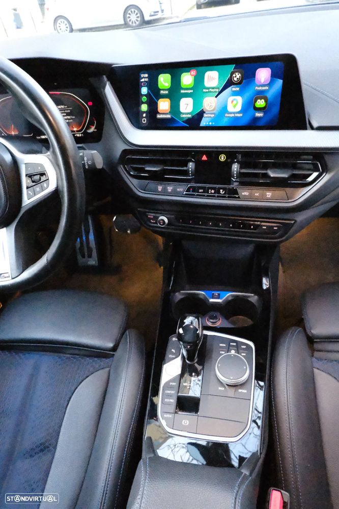 BMW 116 d Pack Desportivo M Auto - 24