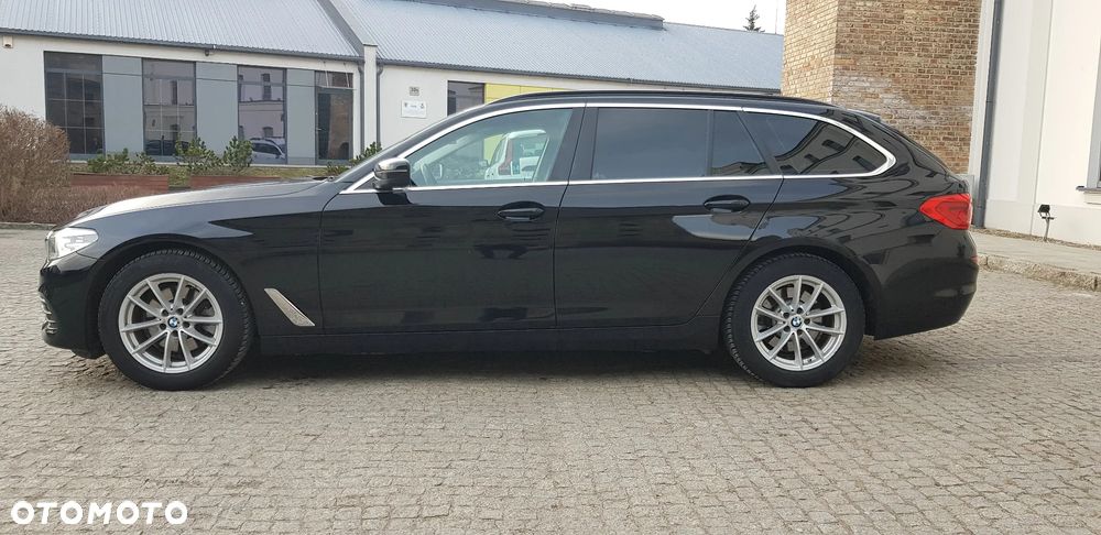 BMW Seria 5 520d M Sport Edition - 8