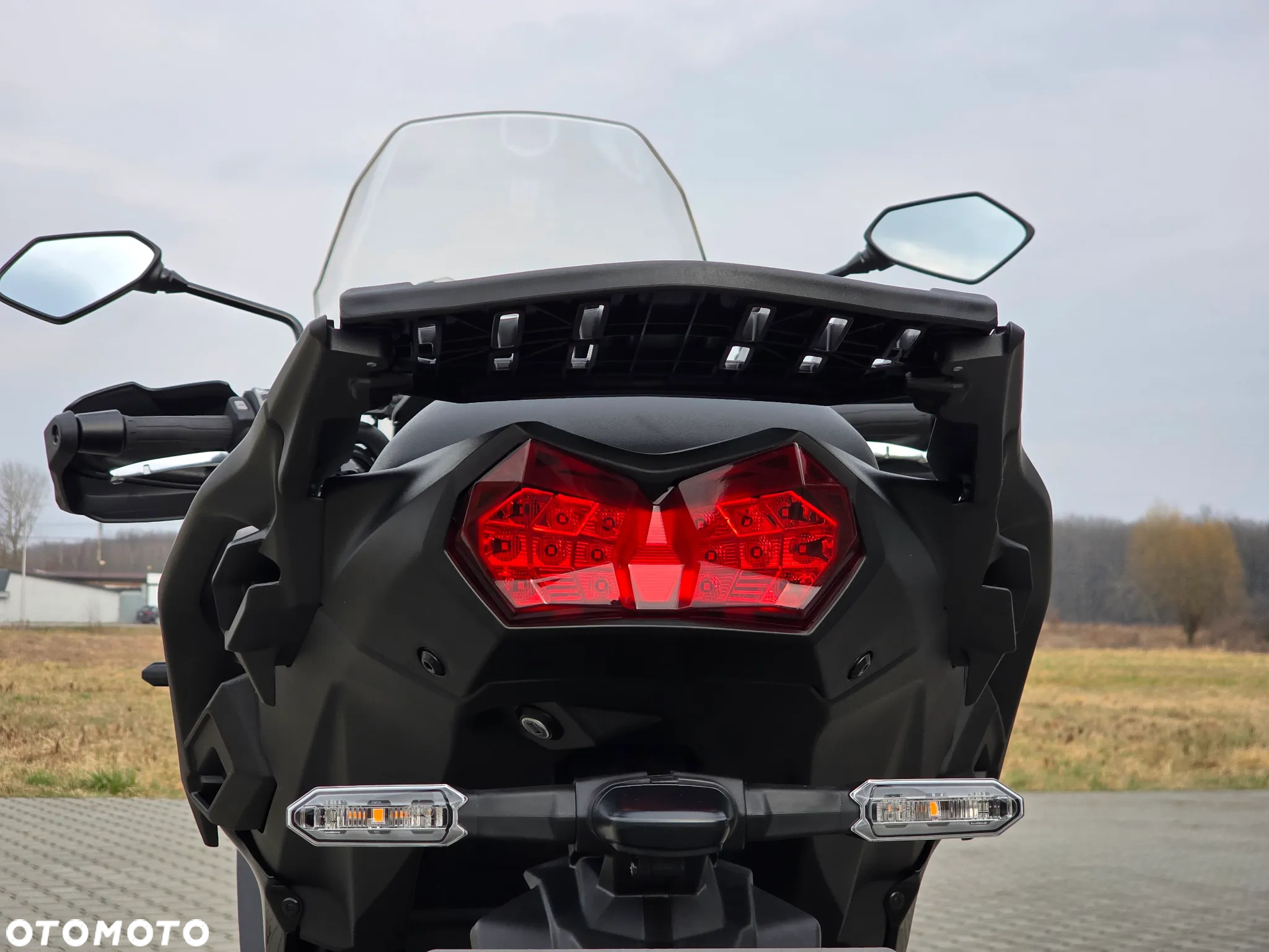 Kawasaki Versys 1000 - 12