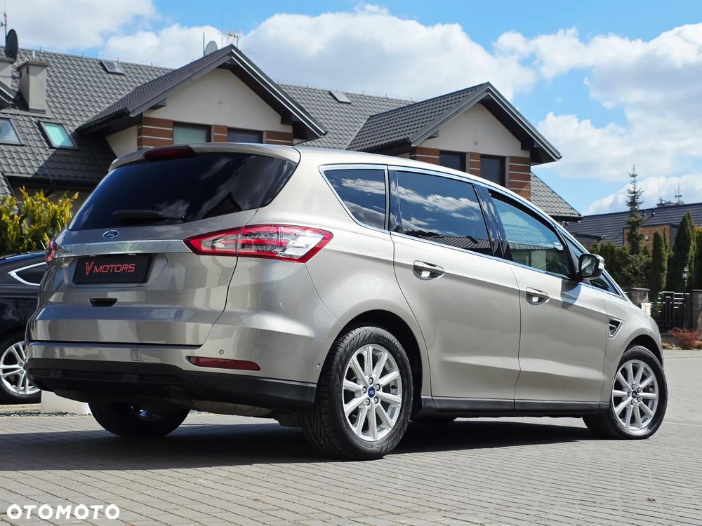 Ford S-Max 2.0 TDCi Titanium PowerShift - 29