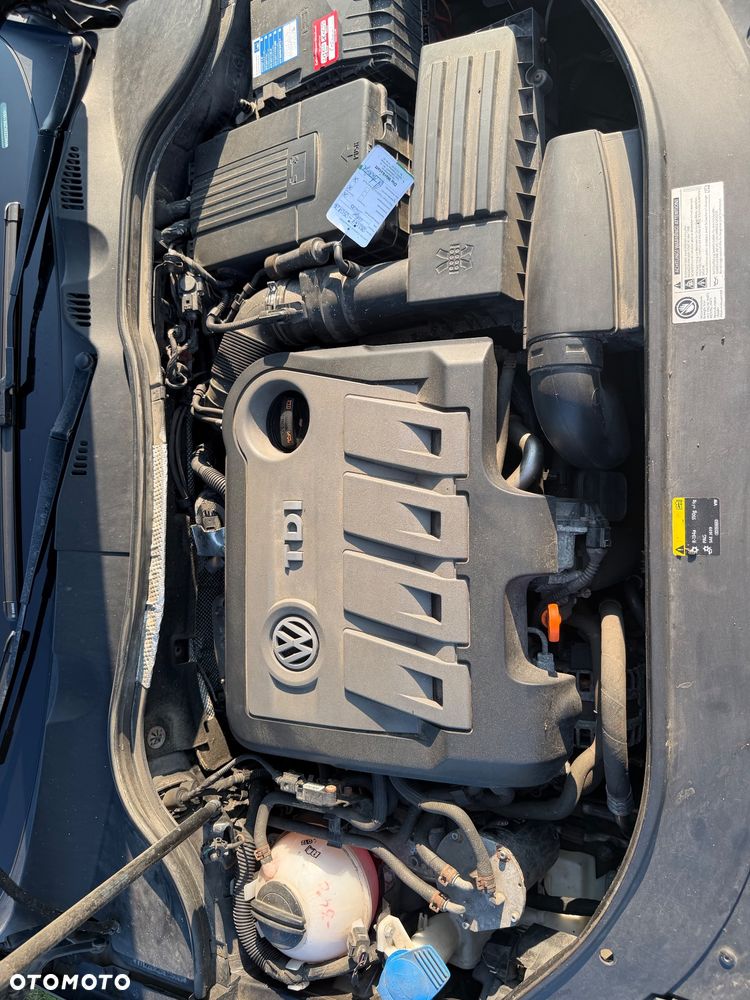 Volkswagen Passat 2.0 TDI DSG BlueMotion Technology Highline - 34