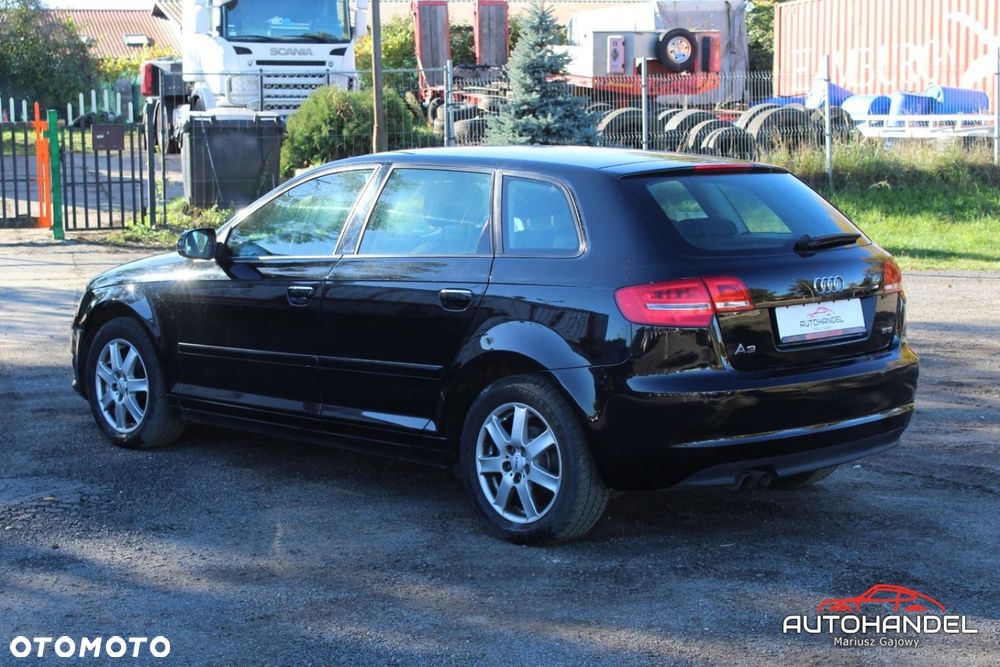 Audi A3 Sportback - 6