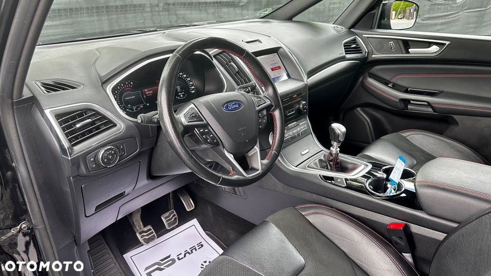 Ford S-Max - 26