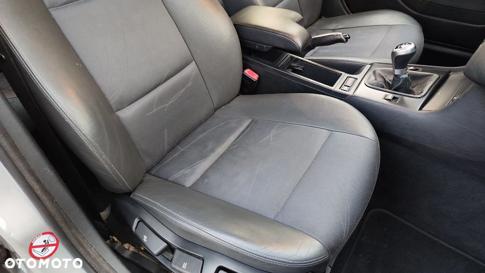 BMW Seria 3 320i Edition Lifestyle - 29