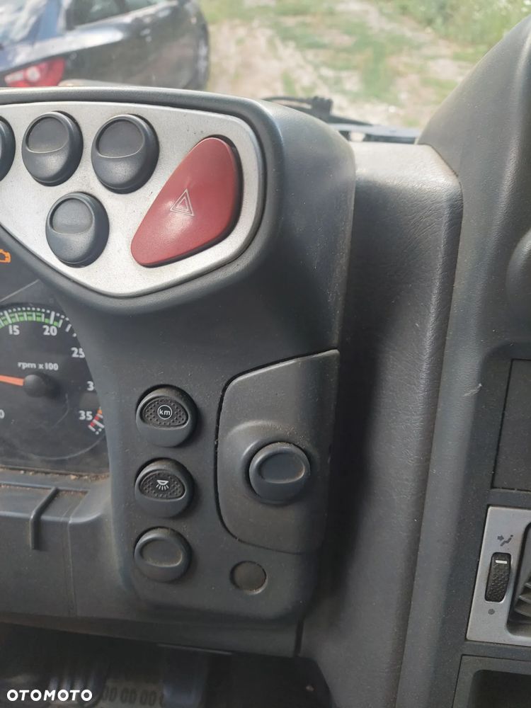 Iveco Eurocargo ML 120E22 - 26