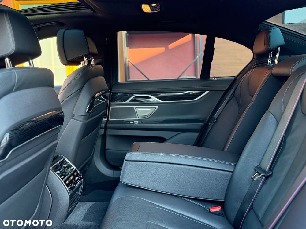 BMW Seria 7 750d xDrive sport - 14