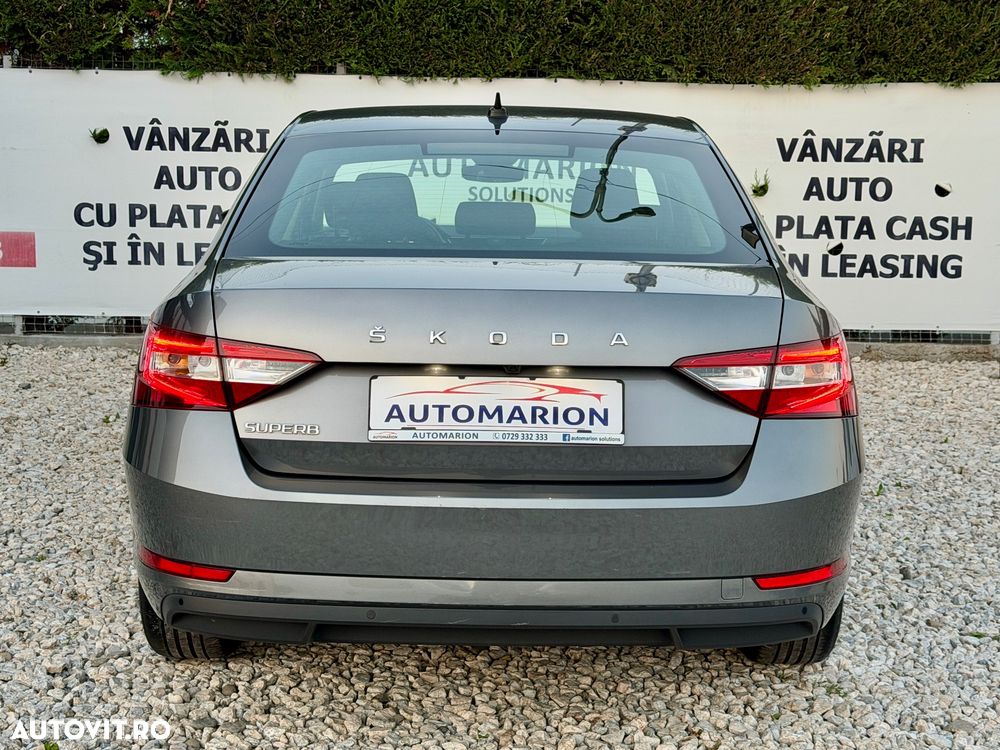 Skoda Superb 2.0 TDI DSG Style - 2