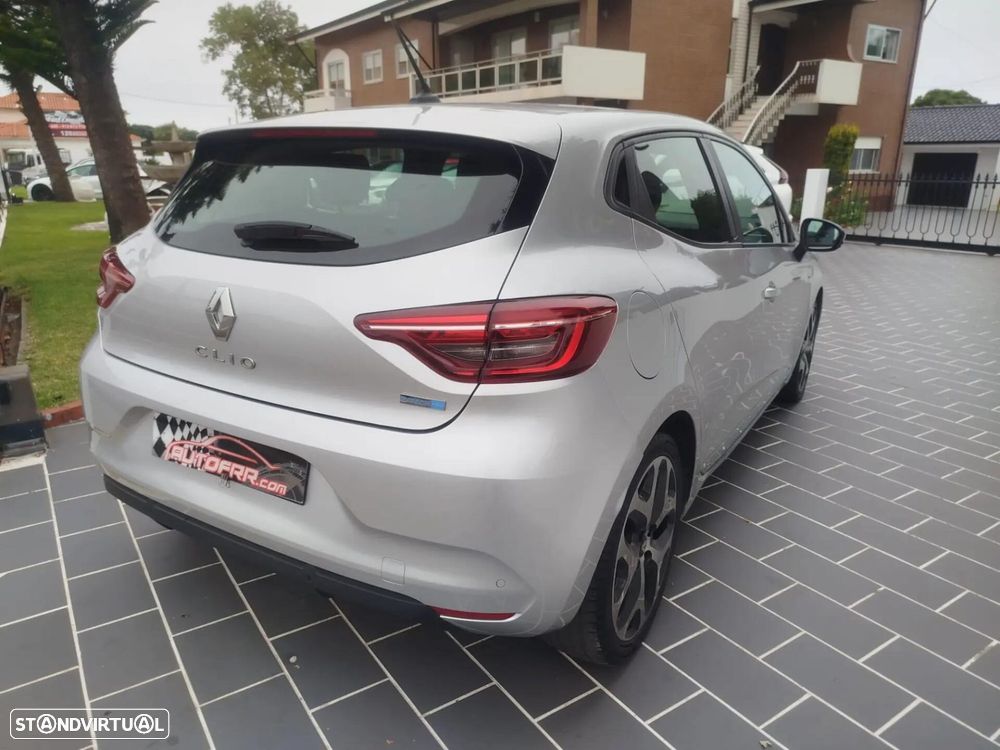 Renault Clio 1.6 E-Tech Full Hybrid Techno - 11