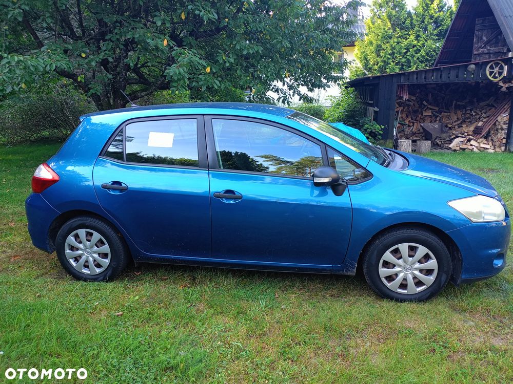 Toyota Auris - 4