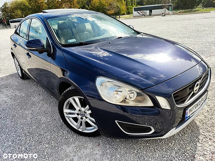 Volvo S60 2.5 T5 - 18