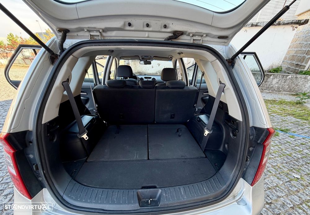 Kia Carens 2.0 CRDi EX - 17