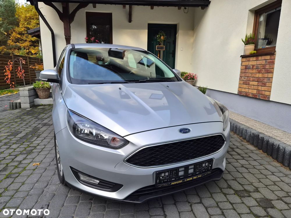 Ford Focus 1.0 EcoBoost Edition - 24
