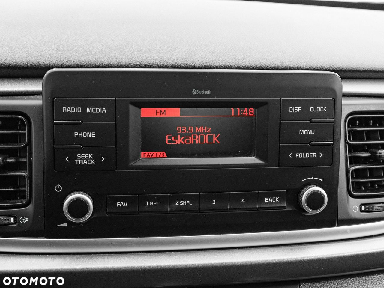 Kia Rio 1.2 M - 22