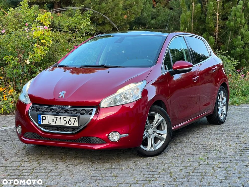 Peugeot 208 1.2 PureTech Allure - 1