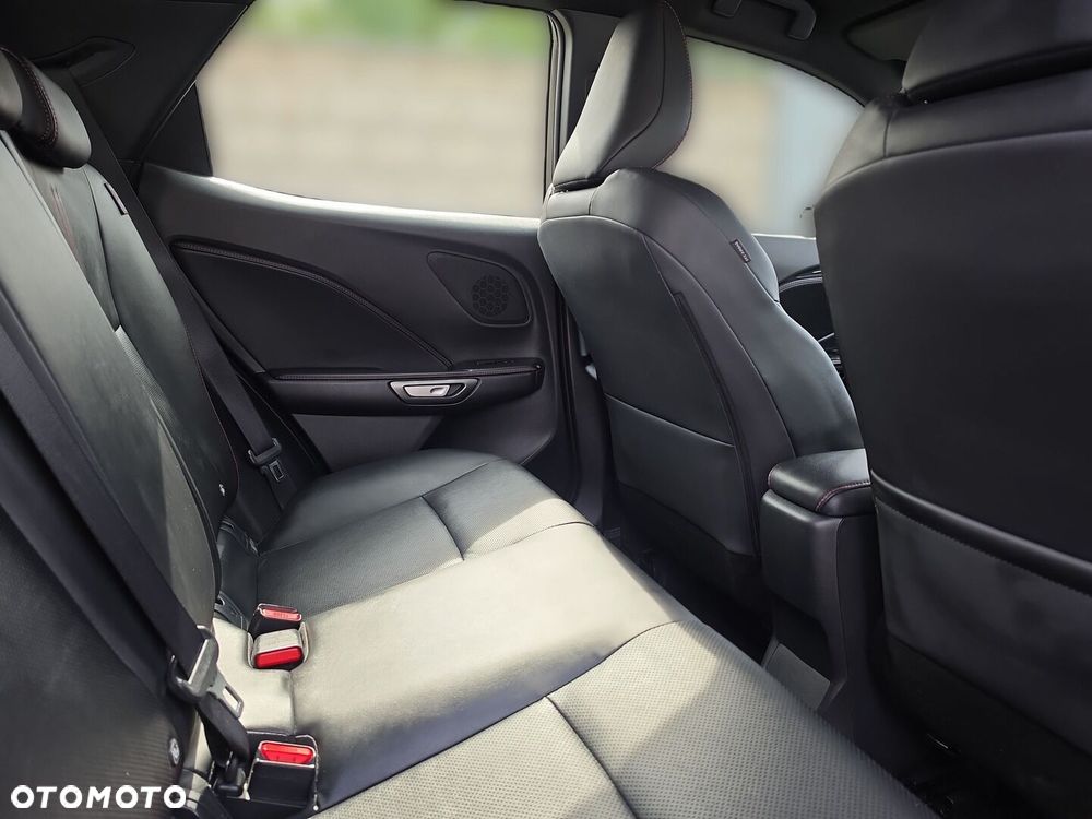 Lexus LBX 1.5 Hybrid Elegant - 24