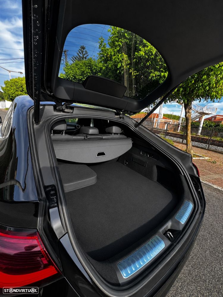 Mercedes-Benz GLC 300 de Coupe 4Matic - 10