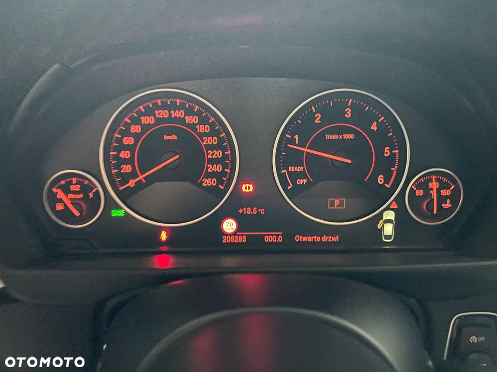BMW 3GT 320d xDrive Sport Line - 30