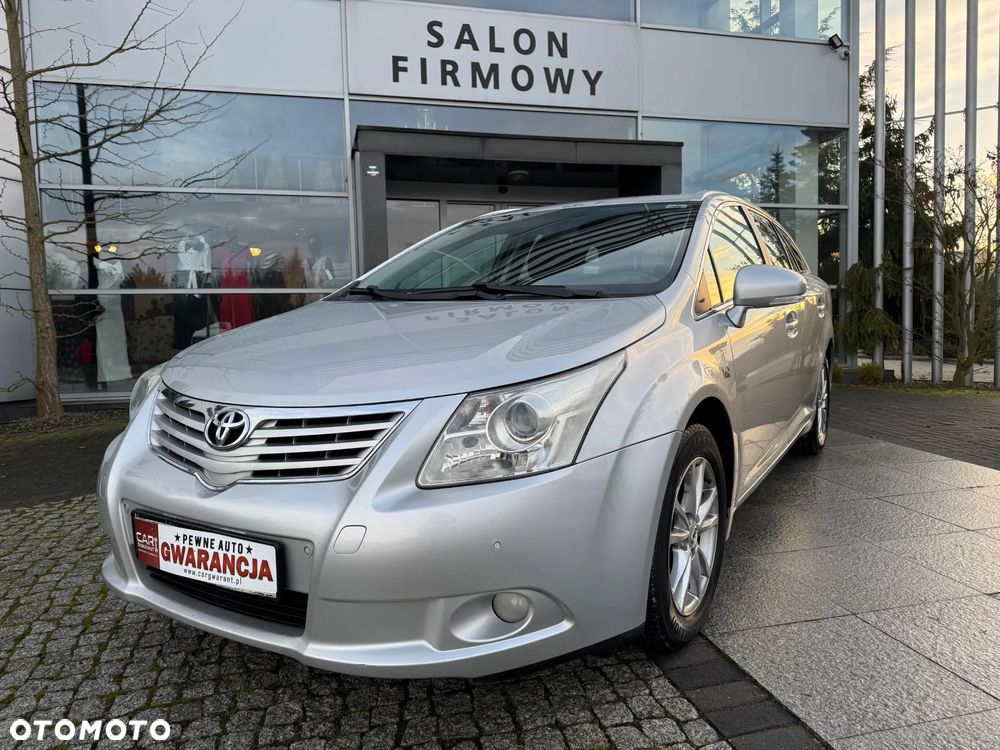 Toyota Avensis 1.8 Sol plus NAVI - 1