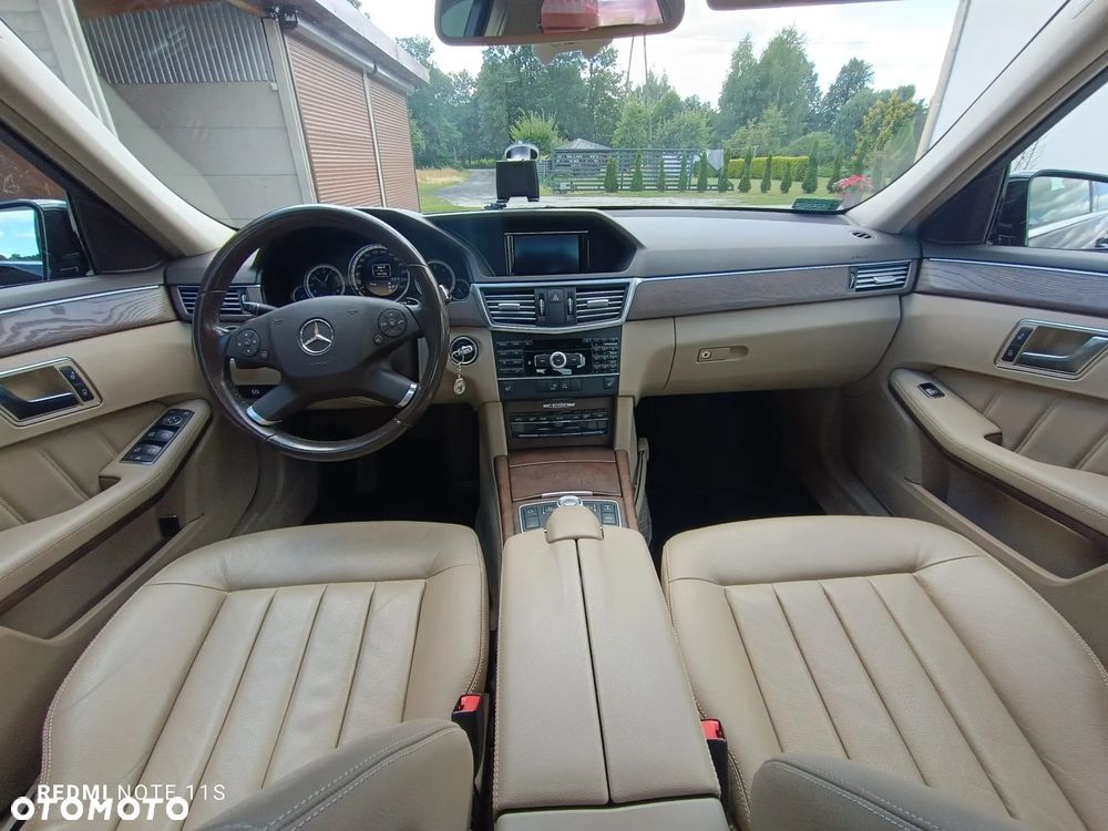 Mercedes-Benz Klasa E 350 CDI 4-Matic BlueEff - 3