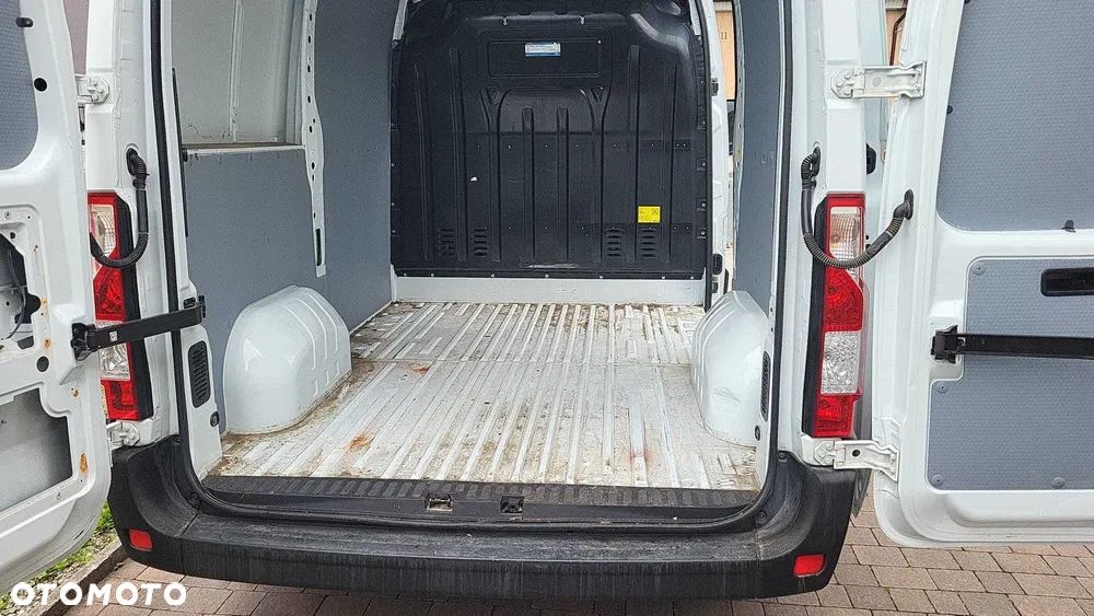 Renault Master DMC 2.5T - 7