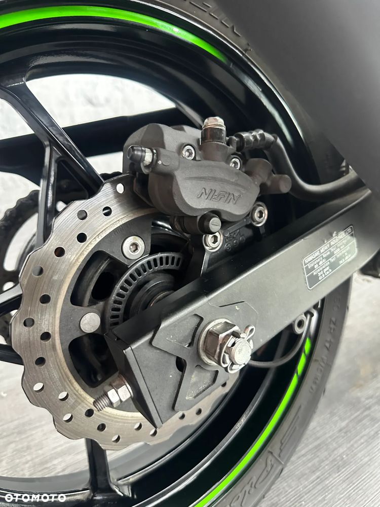 Kawasaki Ninja - 30