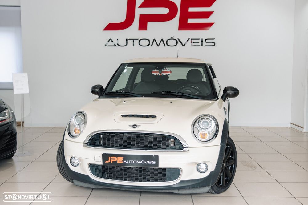 MINI 3 Portas Cooper S - 1