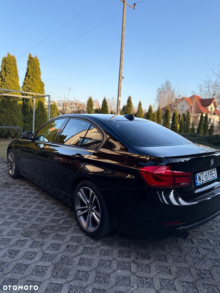 BMW Seria 3 320i Sport Line - 5