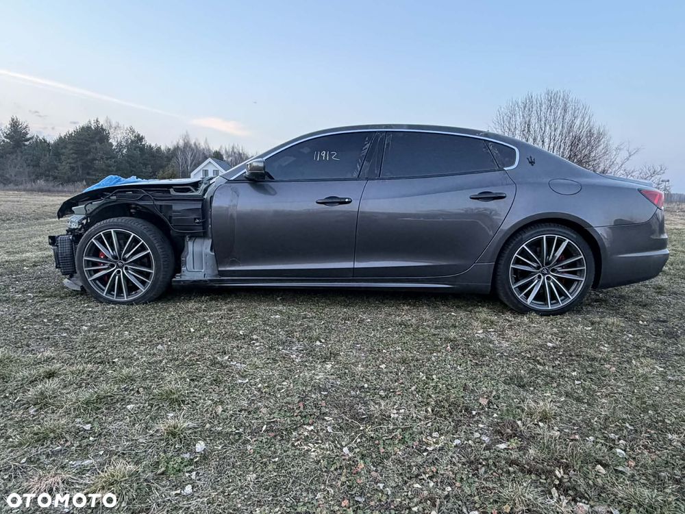 Maserati Quattroporte GranSport S - 3