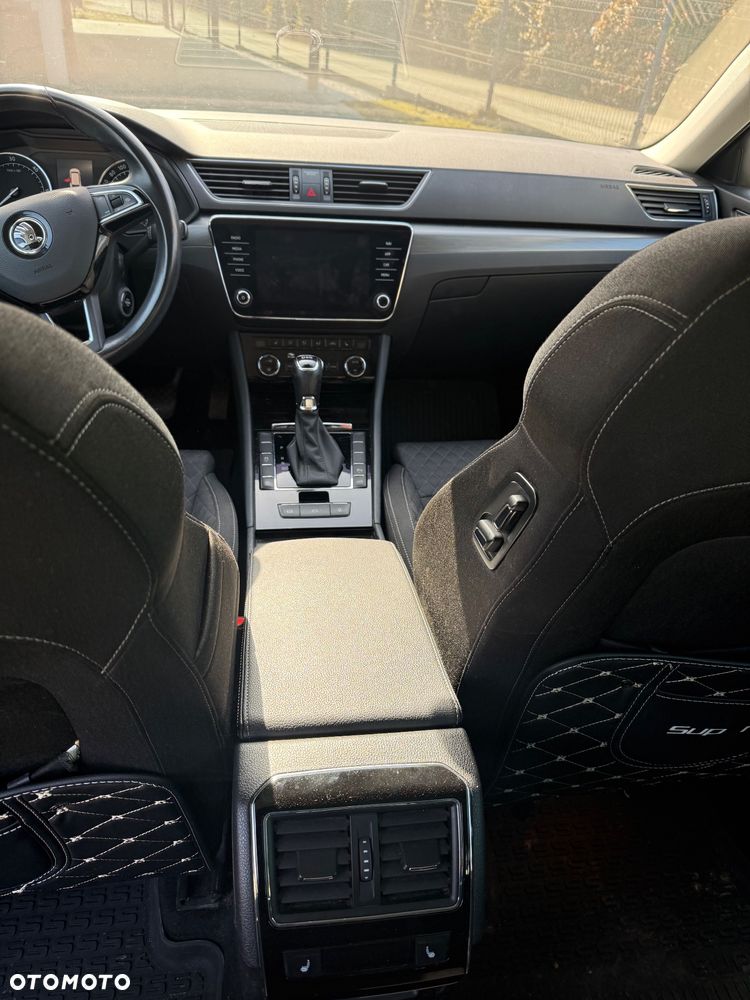 Skoda Superb 2.0 TDI Style DSG - 7