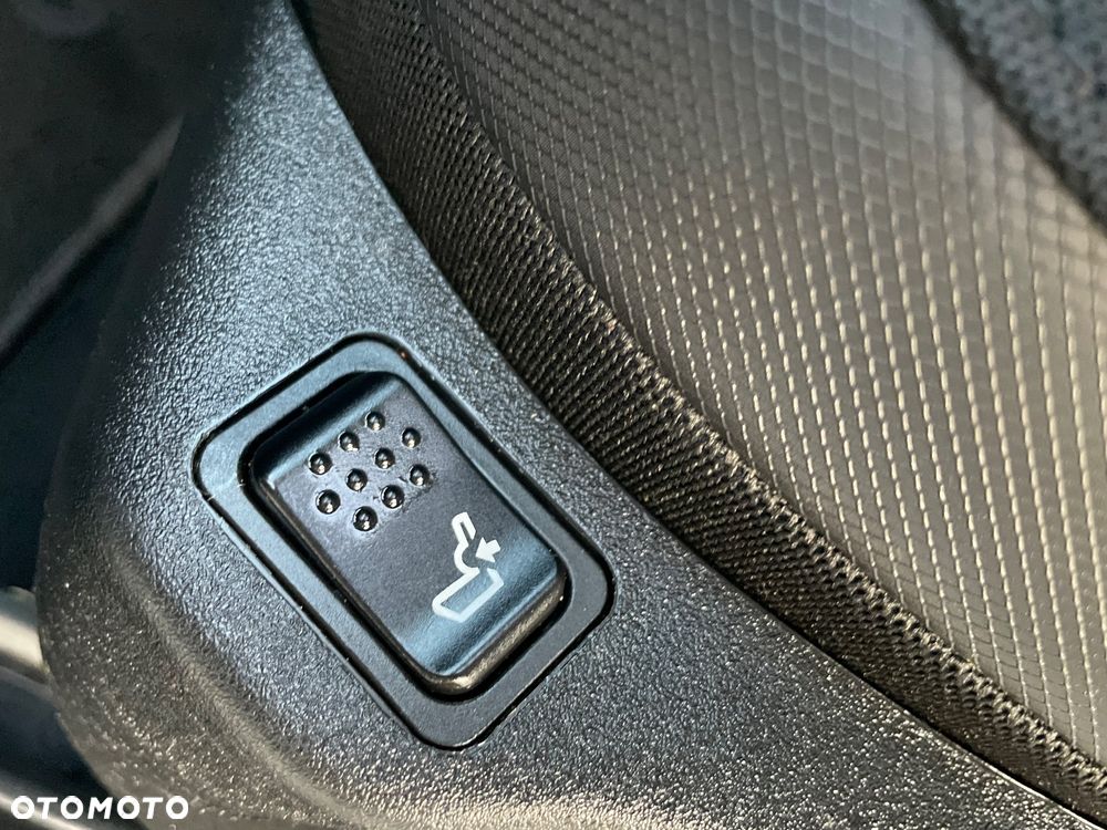 Jeep Renegade 1.4 MultiAir Limited - 27