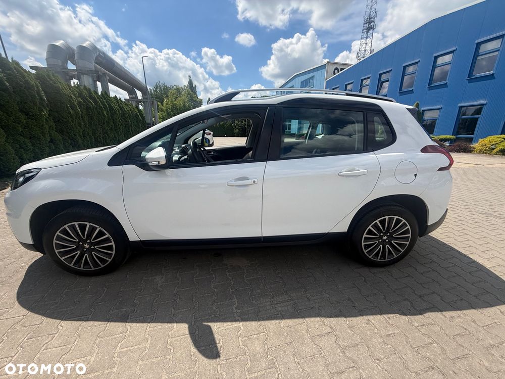 Peugeot 2008 1.2 Pure Tech Active - 2