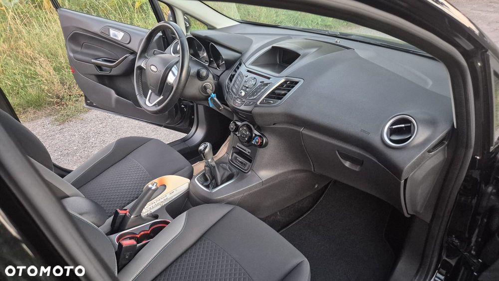 Ford Fiesta 1.25 Titanium EU5 - 9