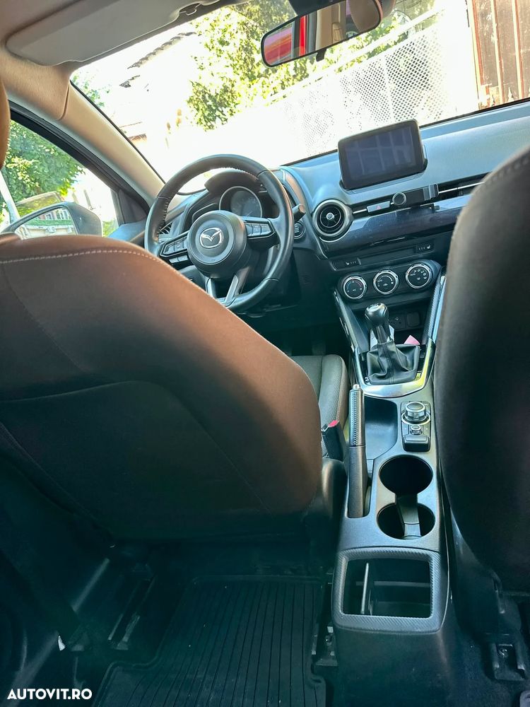 Mazda 2 G90 Takumi - 3
