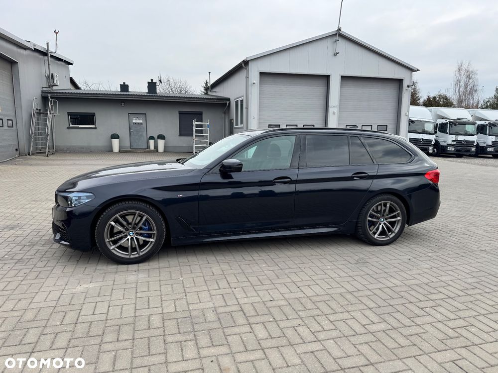 BMW Seria 5 530d xDrive Sport Line - 2