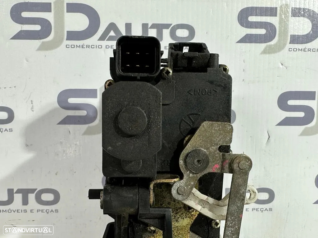 Fecho Porta Trás - Range Rover P38 - 4
