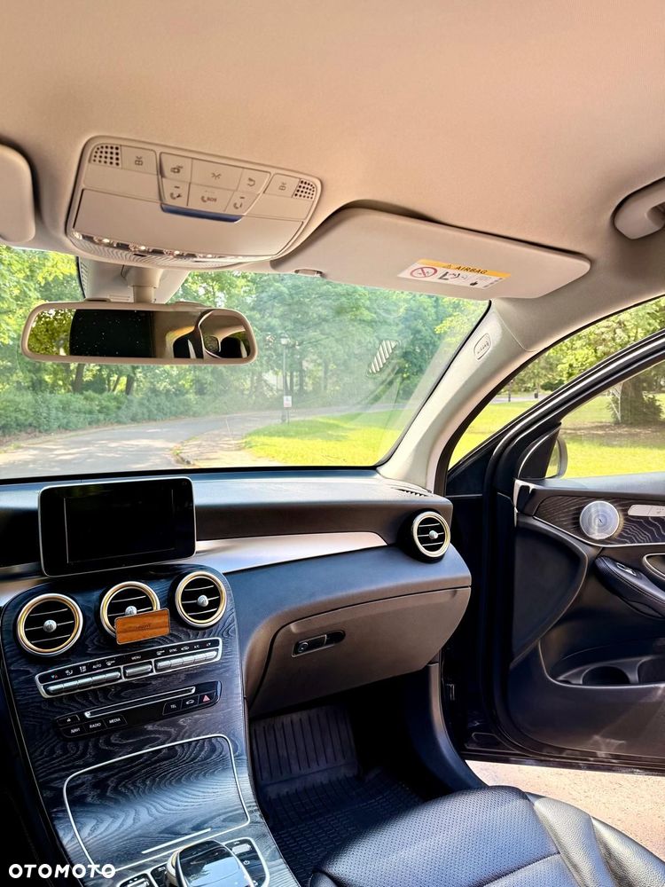 Mercedes-Benz GLC - 6