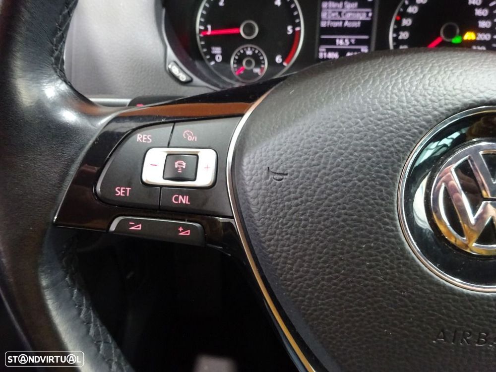 VW Sharan 2.0 TDI Confortline DSG - 18