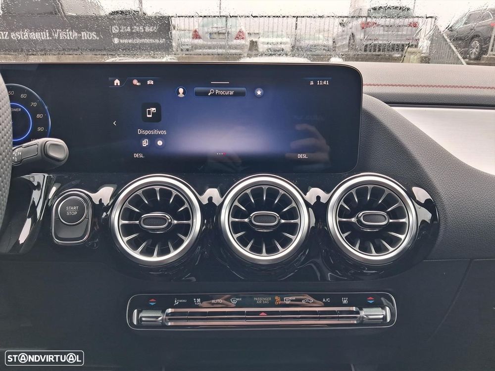 Mercedes-Benz EQA 250+ AMG Line - 21