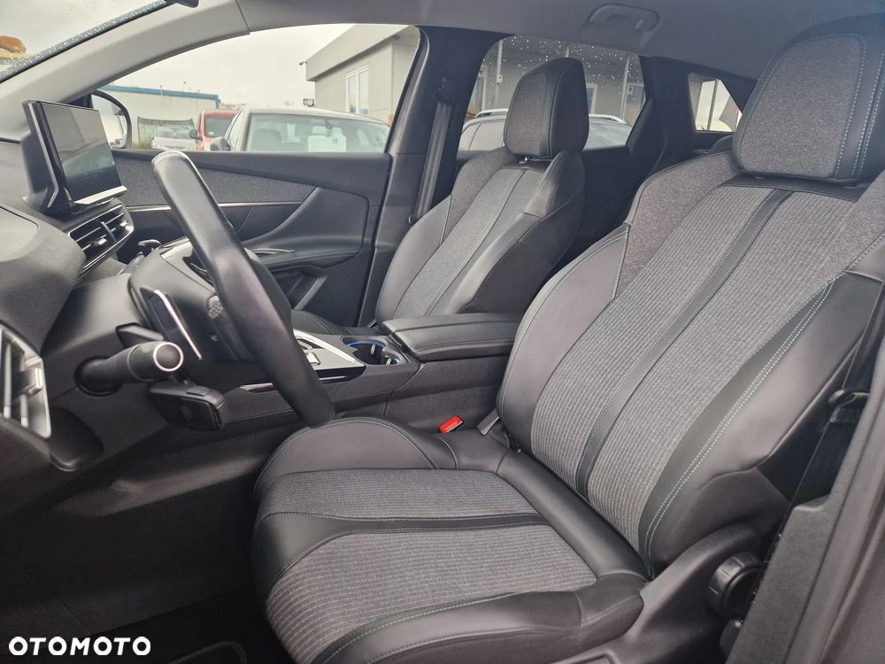 Peugeot 3008 - 15
