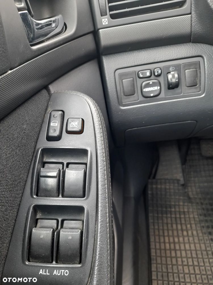 Toyota Avensis 1.8 VVT-i Edition - 16
