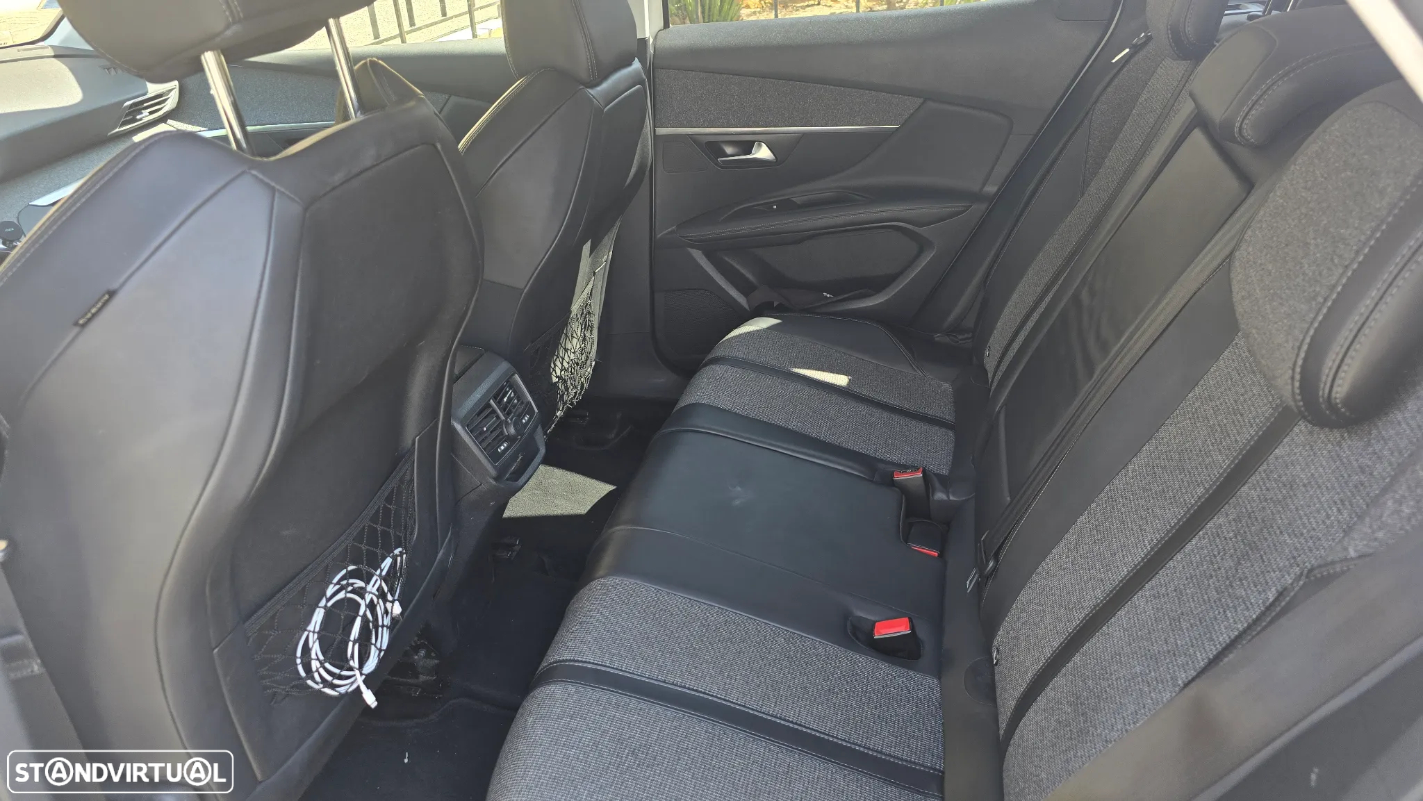 Peugeot 3008 1.5 BlueHDi Allure EAT8 - 7