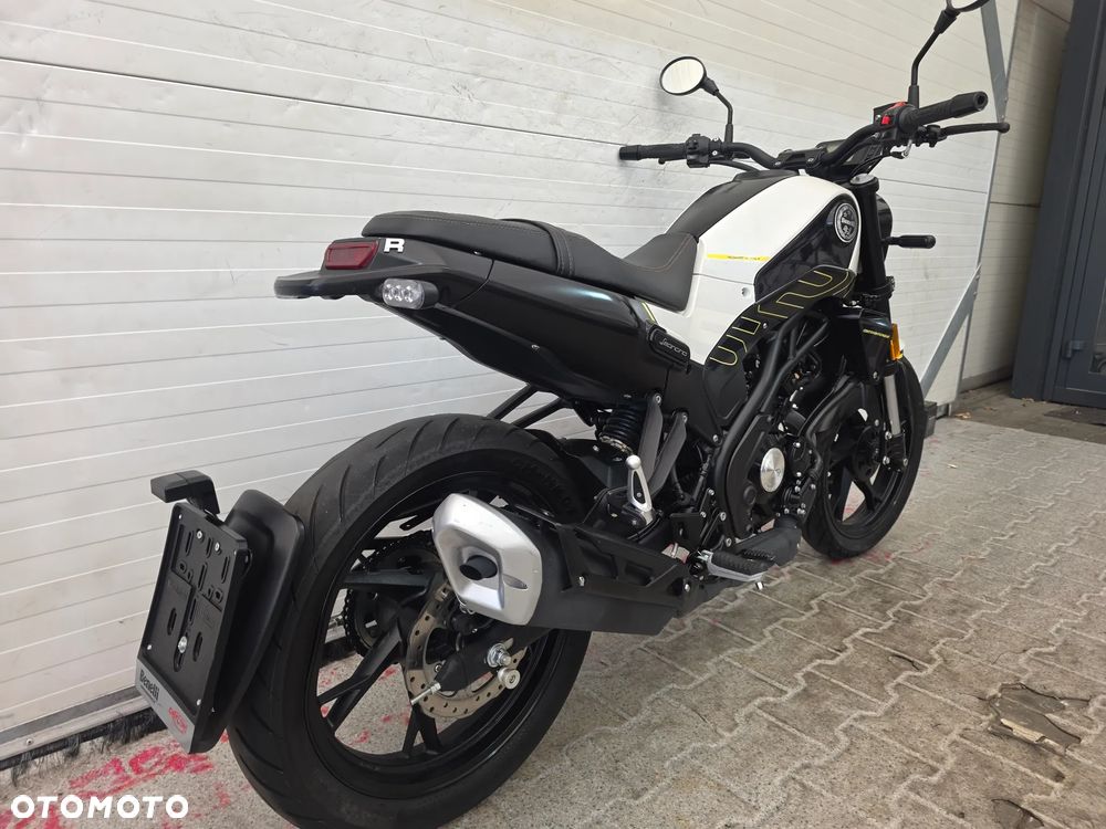 Benelli Leoncino - 15