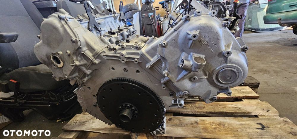 SILNIK SŁUPEK AUDI S8 D4 PLUS DDTA 4.0 TFSI DDT - 5