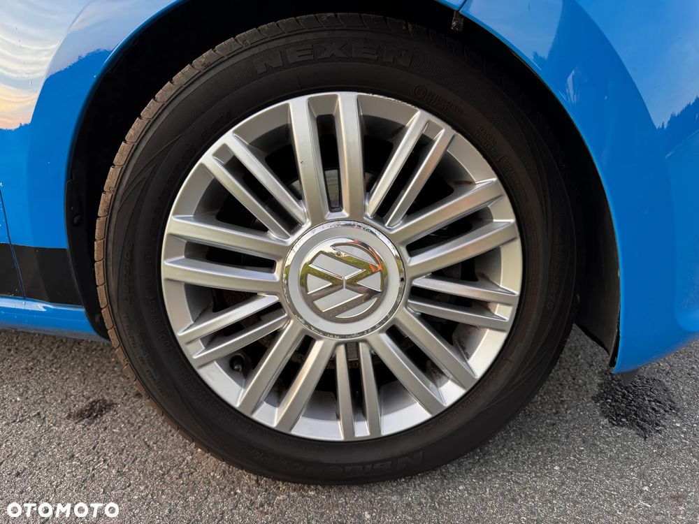 Volkswagen up! - 16