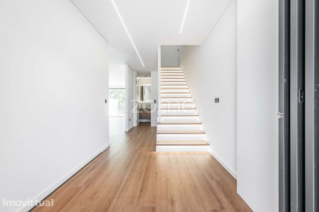 Moradia T3 Nova com terraço e jardim, na Cidade da Maia - Grande imagem: 5/34