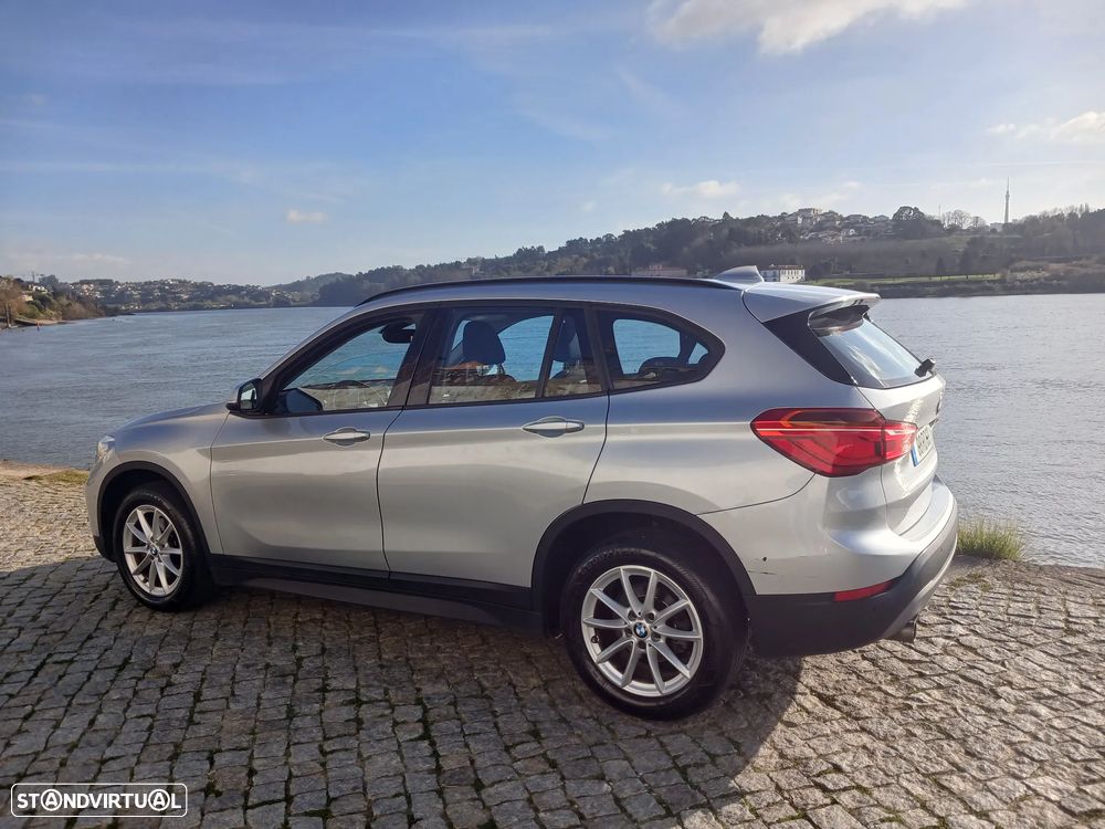 BMW X1 16 d sDrive Line Sport - 5